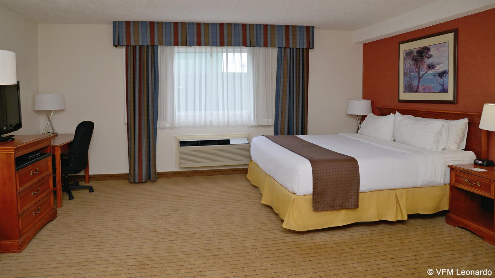 By Ihg Hotel 3*