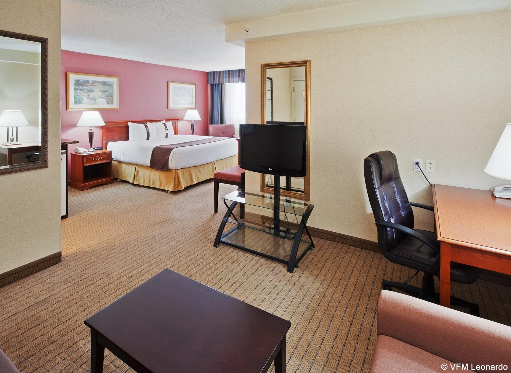 Hotel By Ihg 3*